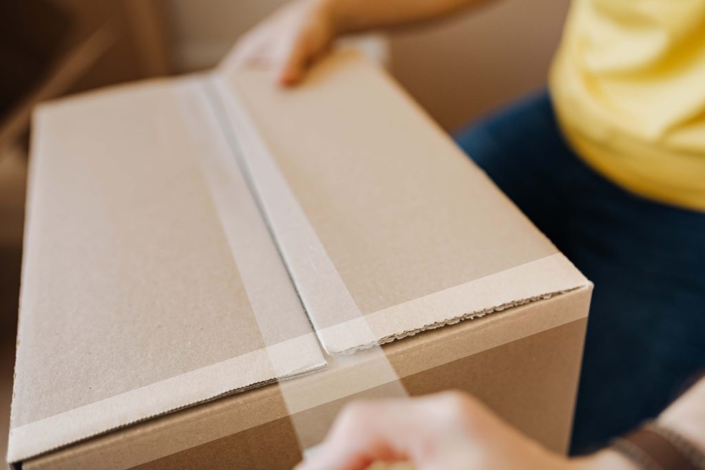 封箱的時候採用H字型固定,能夠讓封箱更堅固